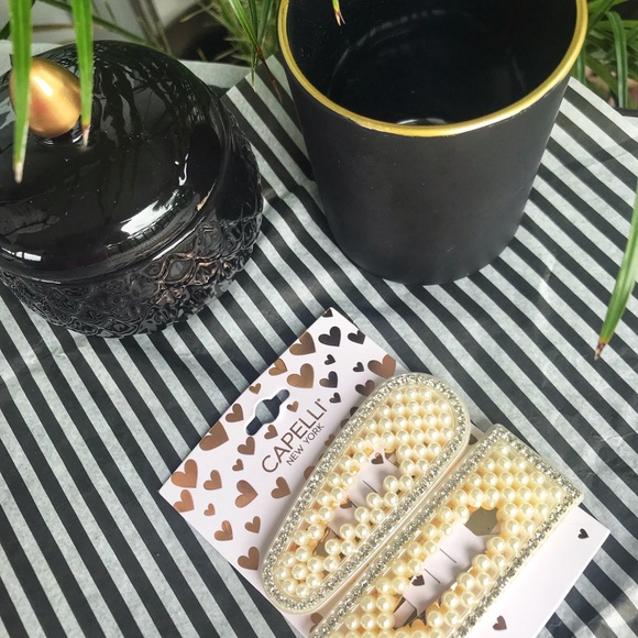 NWT Hair Pearl and rhinestones Pins - Picture 3 of 4